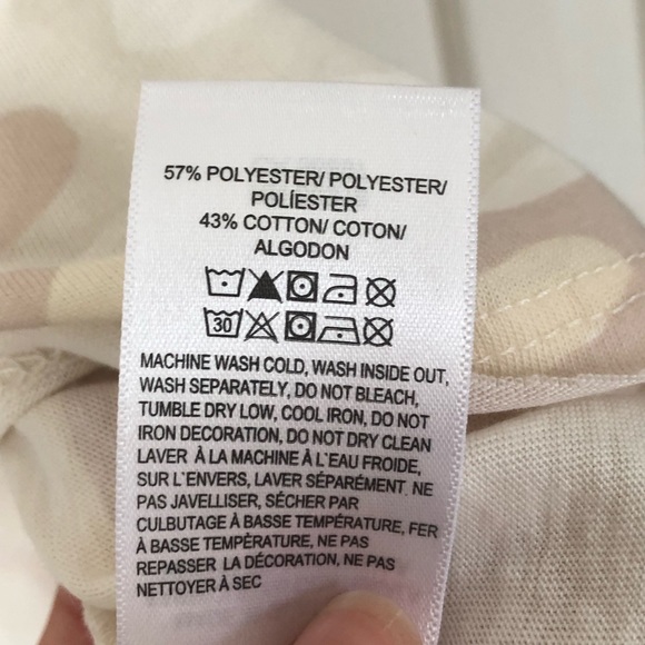 Lucky Brand. White camo t-shirt. Medium - Picture 5 of 9